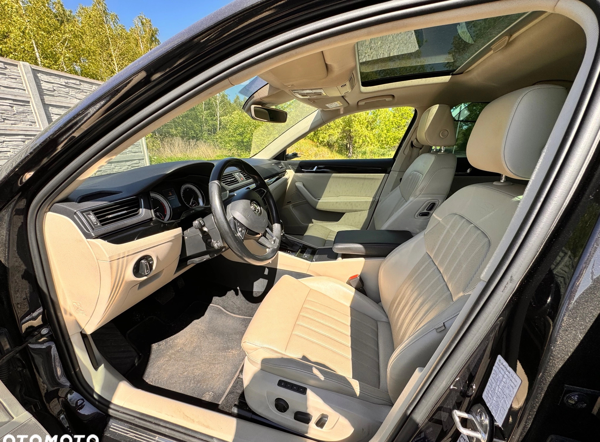 Skoda Superb cena 37900 przebieg: 261191, rok produkcji 2015 z Sztum małe 436
